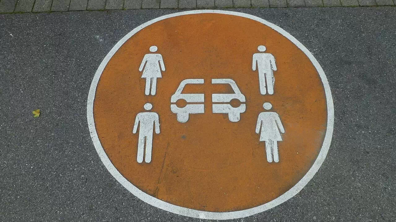CarSharing - wynajem na godziny czy wynajem krótkoterminowy? Sprawdź co bardziej Ci się opłaca