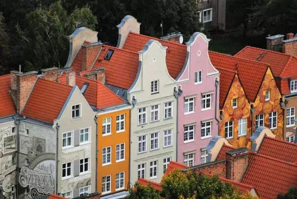 Colorful tenement houses in Gdansk / fot. Pexels